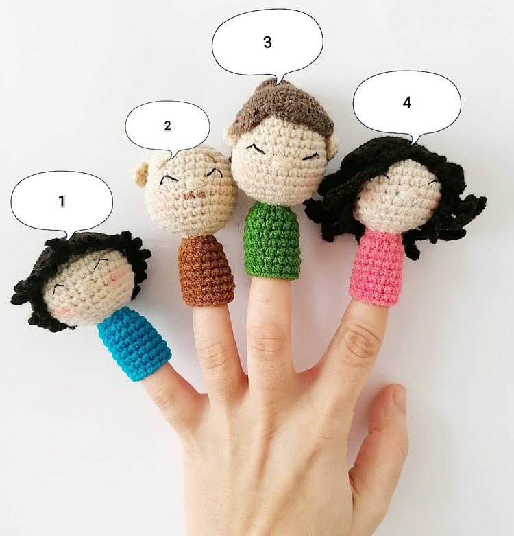 جعبه عروسک انگشتی بافتنی برند دکتر موشه با شخصیتهای حیوانی