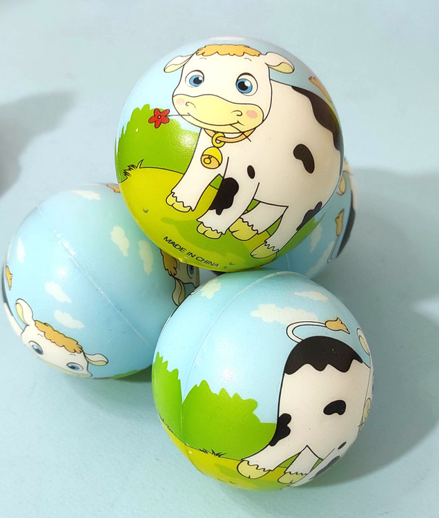 توپ بیصدا مناسب بازی در خانه و آپارتمان