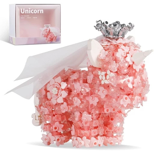 لگو ۱۳۶۳ قطعه مناسب برای ساخت اسب تکشاخ کودکانه