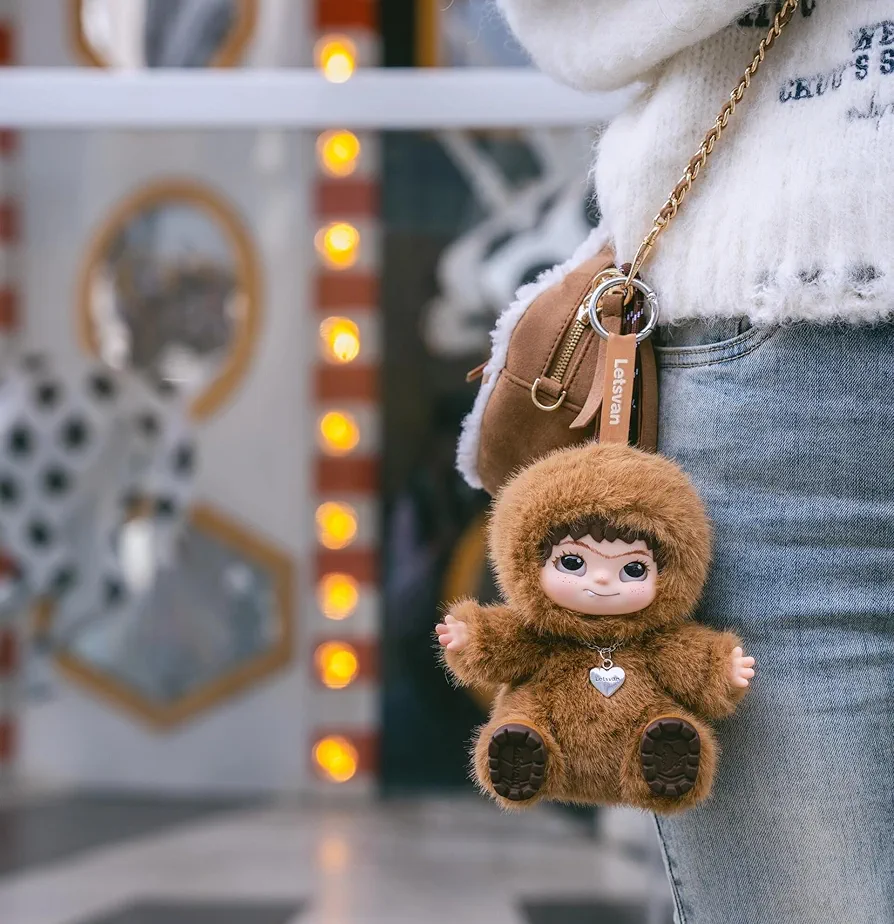 جعبه سوپرایزی واکوکو با طراحی فانتزی و پوستر رنگارنگ