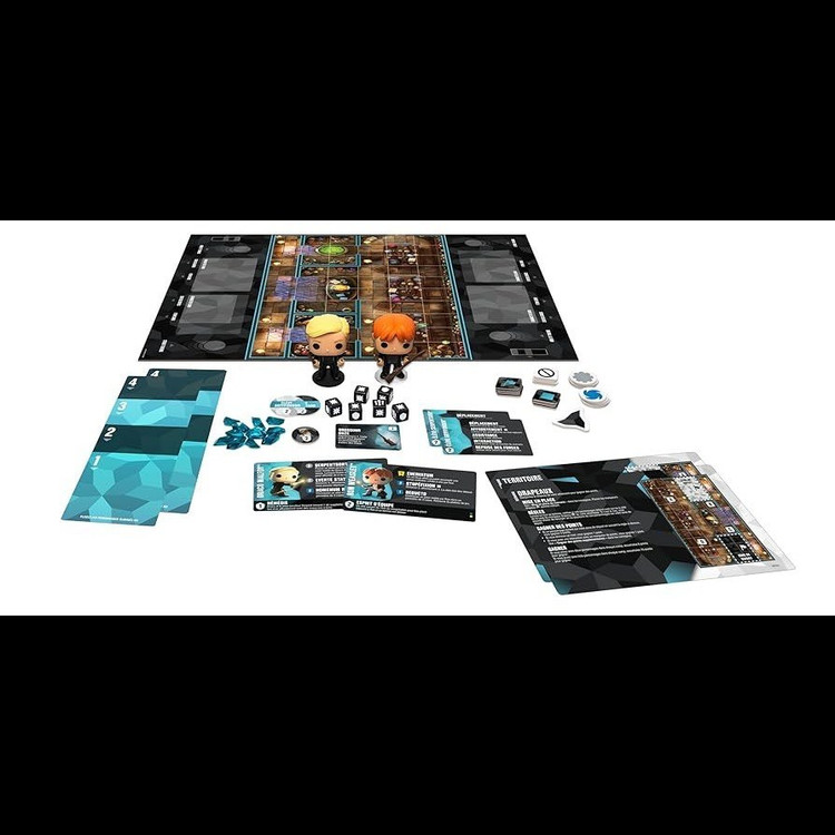 بسته بازی استراتژیک با محیطهای جادویی و کارتهای توانایی