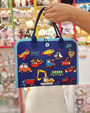 دارای زیپ، بند کفش، دکمه، سگک و چسب برای تمرین خودیاری