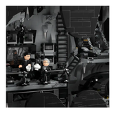 شامل ۳۹۸۱ قطعه ساختنی، Batmobile کلاسیک و ۷ مینیفیگور