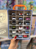 ست ماشین بازی مدل Alloy Car Series؛ مجموعه ۱۸ عددی ماشین فلزی دایکست در کیف سامسونتی جذاب مناسب هدیه.